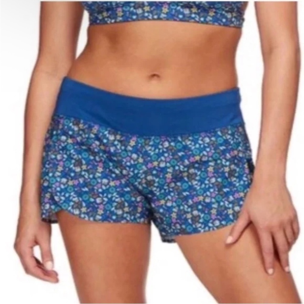 EXCELLENT CONDITION WOMEN’S LARGE PATAGONIA 3-1/2” STRETCH HYDROPEAK SURF SHORT